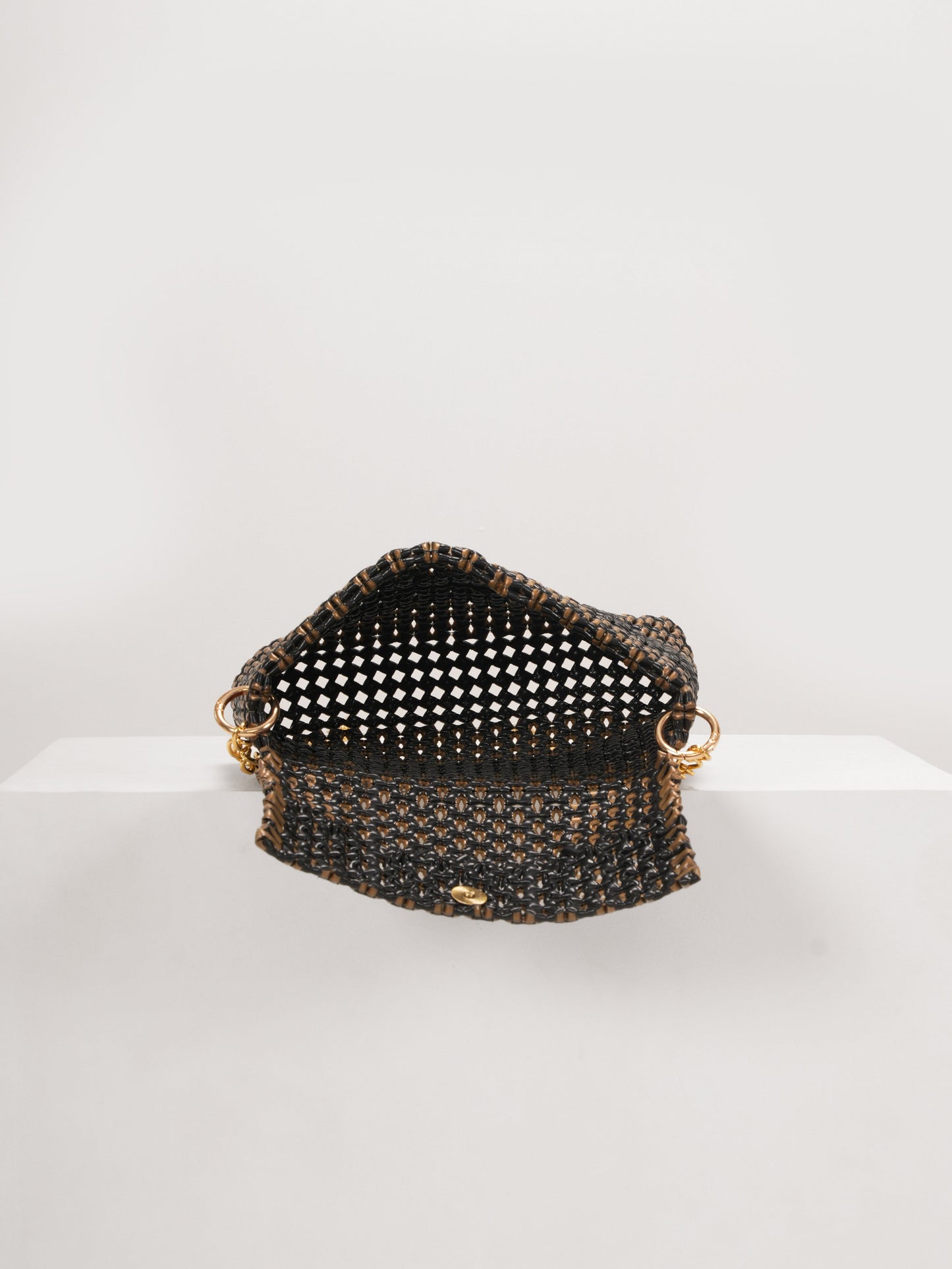 Juno Black & Gold Wire Sling