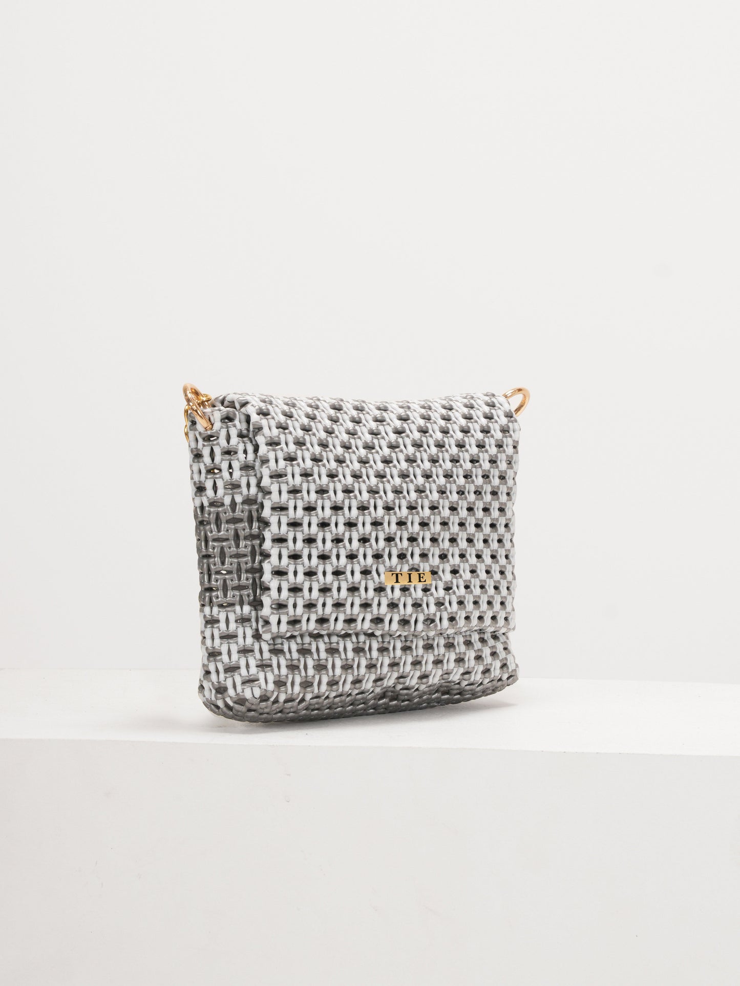 Juno White & Grey Wire Sling